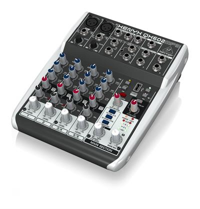 Mezcladora análoga de 6 canales y reproductor MP3