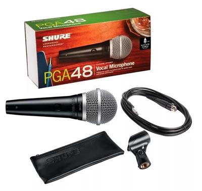 Con interruptor, ideal para Karaoke y dialogos, cable 1/4"
