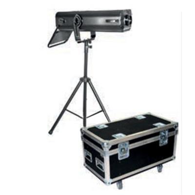 SEGUIDOR CON FOCO 7R,
INCLUYE TRIPIE C/ CASE