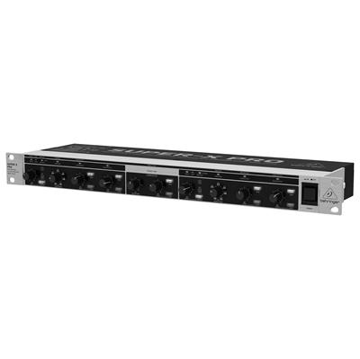 Crossover de alta precisión de 2 vías estéreo y 3 vías mono, filtros Linkwitz-Riley de última generación con 24 dB/Octava, salida de subwoofer adicional con control de frecuencia independiente