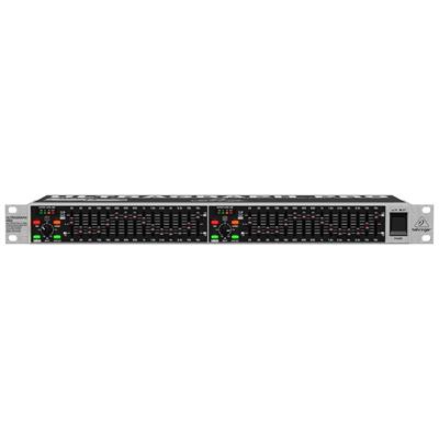 Ecualizador gráfico estéreo ULTRAGRAPH PRO FBQ1502HD de 15 bandas de alta definición, para aplicaciones en vivo y en estudio, revolucionario sistema FBQ que revela frecuencias críticas al instante para eliminar la retroalimentación y puedeusarse también como analizador de audio, amplificadores operacionales 4850 de ruido ultra bajo para mayor integridad de la señal