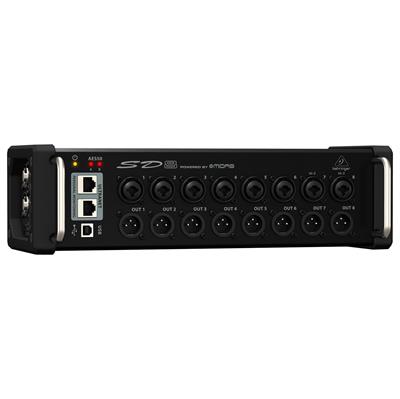 Snake digital con 8 preamps combo MIDAS de micrófono totalmente programables, 8 salidas XLR servo balanceadas, puertos de red AES50 con capacidad de red SuperMAC de Klark Teknik para jitter y latencia ultra baja, hub de distribución ULTRANET de 4 puertos para mezcladoras de monitoreo P16-M de Behringer, conectividad de audio y control digital para sistemas de altavoces Turbosound con capacidad de red ULTRANET