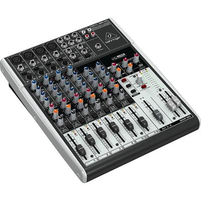 Mezcladora analógica USB de 12 entradas y 2/2 buses con 4 preamplificadores para micrófono Xenyx con potencia phantom, ecualizador británico neo clásico de 3 bandas