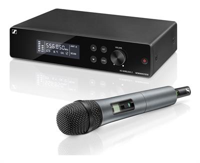 XSW2-865
Alza la voz. Sistema inalámbrico flexible, resistente y todo en uno para cantantes y presentadores.