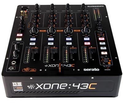 Xone: 43C es la puerta de entrada perfecta a todo el espectro del DJ digital. El mezclador es compatible con el software líder para DJ, Serato DJ, y está listo para la actualización DVS con la adición del kit Serato DJ Club, lo que elimina la necesidad de cualquier interfaz externa. Sea cual sea su flujo de trabajo, Xone: 43C ofrece una experiencia de mezcla de fluidos única.