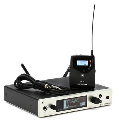 The pro‘s choice for perfectly balanced but upfront guitar and bass. Powerful bodypack transmitter and Ci1 instrument cable for unforgettable performances. Renowned sound engineers rely on ew 500 G4‘s flexibility, especially when handling multi channel settings on the world‘s music stages. Up to 88 MHz bandwidth, up to 32 channels. Ethernet connection for Wireless Systems Manager (WSM) control software included for advanced frequency coordination in multi channel setups.