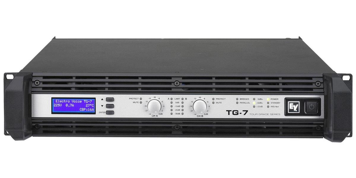 Amplificador de potencia de alto rendimiento, robusto y ligero, potencia: 3500 watts por canal a 2 ohms, 2500 watts a 4 ohms y 1500 watts a 8 ohms, diseño ClaseH, fuente de alimentación conmutada, controlado por microprocesador, panel frontal LCD para configuración del modo de operación y monitoreo, ranura opcional RCM.26 compatible con IRIS-Net y módulo de control, paquete de protección nivel 11, peso: 14.5 kg.