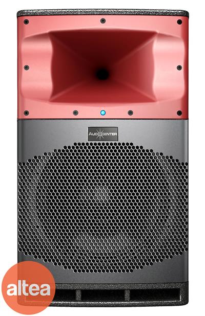 Bafle activo de rango completo controlado por DSP diseñado con madera, altavoz LF AudioCenter personalizado de 12” con imán de ferrita y bobina móvil de 3”, driver HF AudioCenter personalizado con imán de ferrita, salida de 1”bobina móvil de 1.75”, amplificador clase D, potencia de 2000W pico, respuesta de frecuencia de 20 Hz - 20 kHz, dos entradas combo, en el canal A un conector XLR y conector mono 6.35, en el conector B un conector XLR y conector mono 6.35, cada uno de los canales cuenta con su control del ganancia independiente
