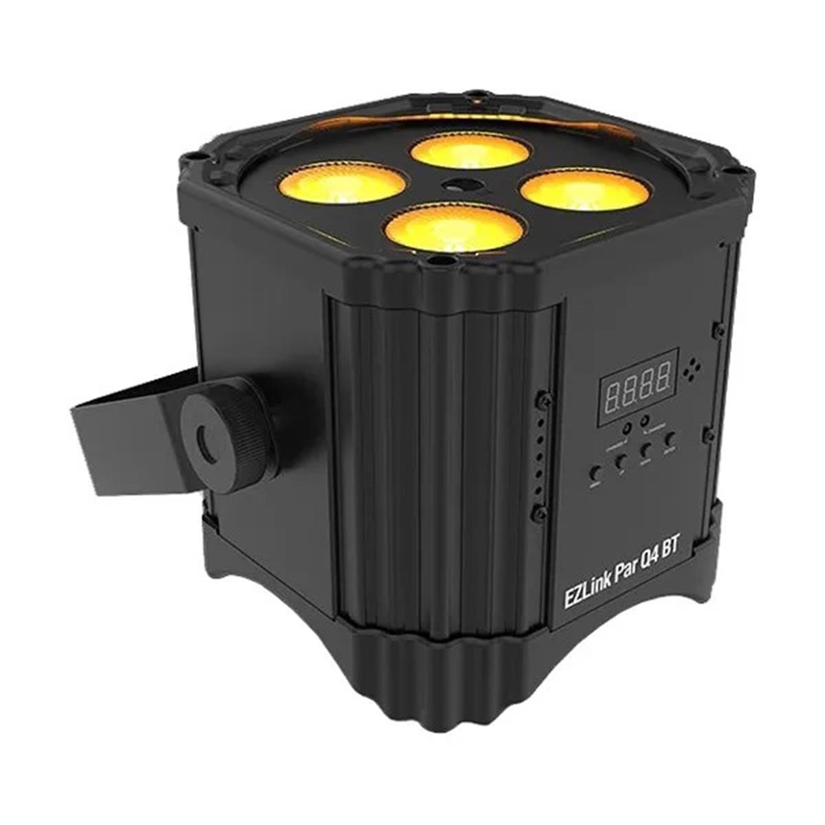 EZLink Par Q4BT ILS es un par LED de cuatro colores (RGBA) que funciona con batería con tecnología inalámbrica Bluetooth® incorporada para que pueda controlar directamente desde un teléfono inteligente o tableta sin ningún hardware adicional. 